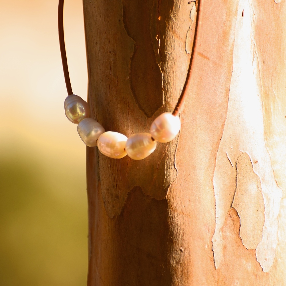 2 Leather  Pearl Necklaces Brown &Black NWT